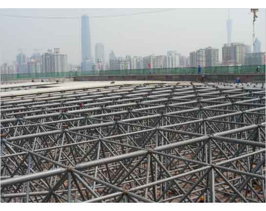 二连浩特新建铁路干线广州调度网架工程